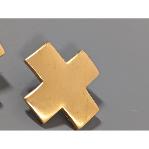 Vintage Avon Gold Tone Matte Cross Earrings Bold Statement Retro - Picture 4 of 6